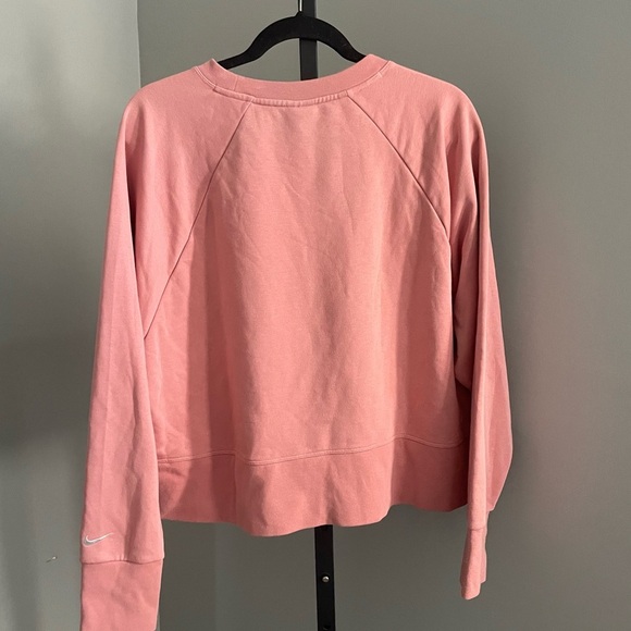 Nike Fleece Cropped Training Top Pink SIze Large - Picture 2 of 4